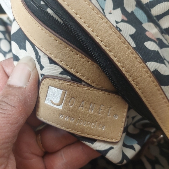 Joanel pp Straw Shoulder Bag - Picture 8 of 13